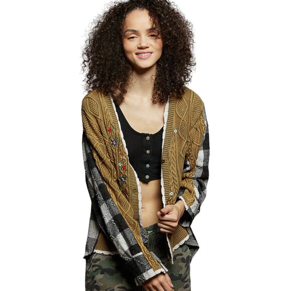 NWT POL Women’s Boho Mixed Media Plaid Embroidered Sweater Cardigan - Picture 1 of 3
